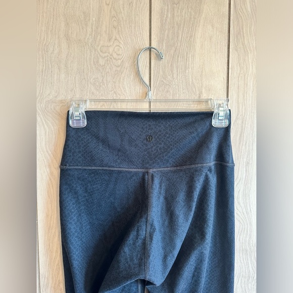 Lululemon High Times Pant *Full-On Luon - Picture 6 of 7